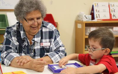Foster Grandparents returning to the classrooms this fall